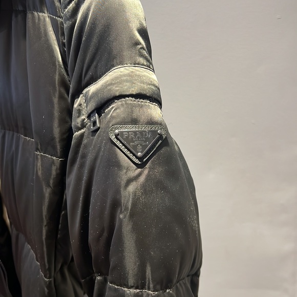 Elegant puffer coat size 40 Italy so 36 French and US 4 - Picture 3 of 8